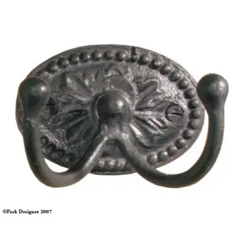 Medallion Dbl Hook-iron
